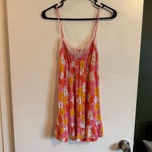 Victoria’s Secret pink yellow orange floral stretchy mini slip size medium